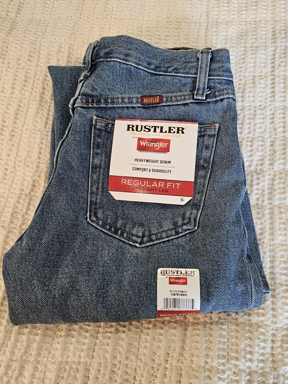 Wrangler Women’s Straight Leg Jeans - Light Blue Denim